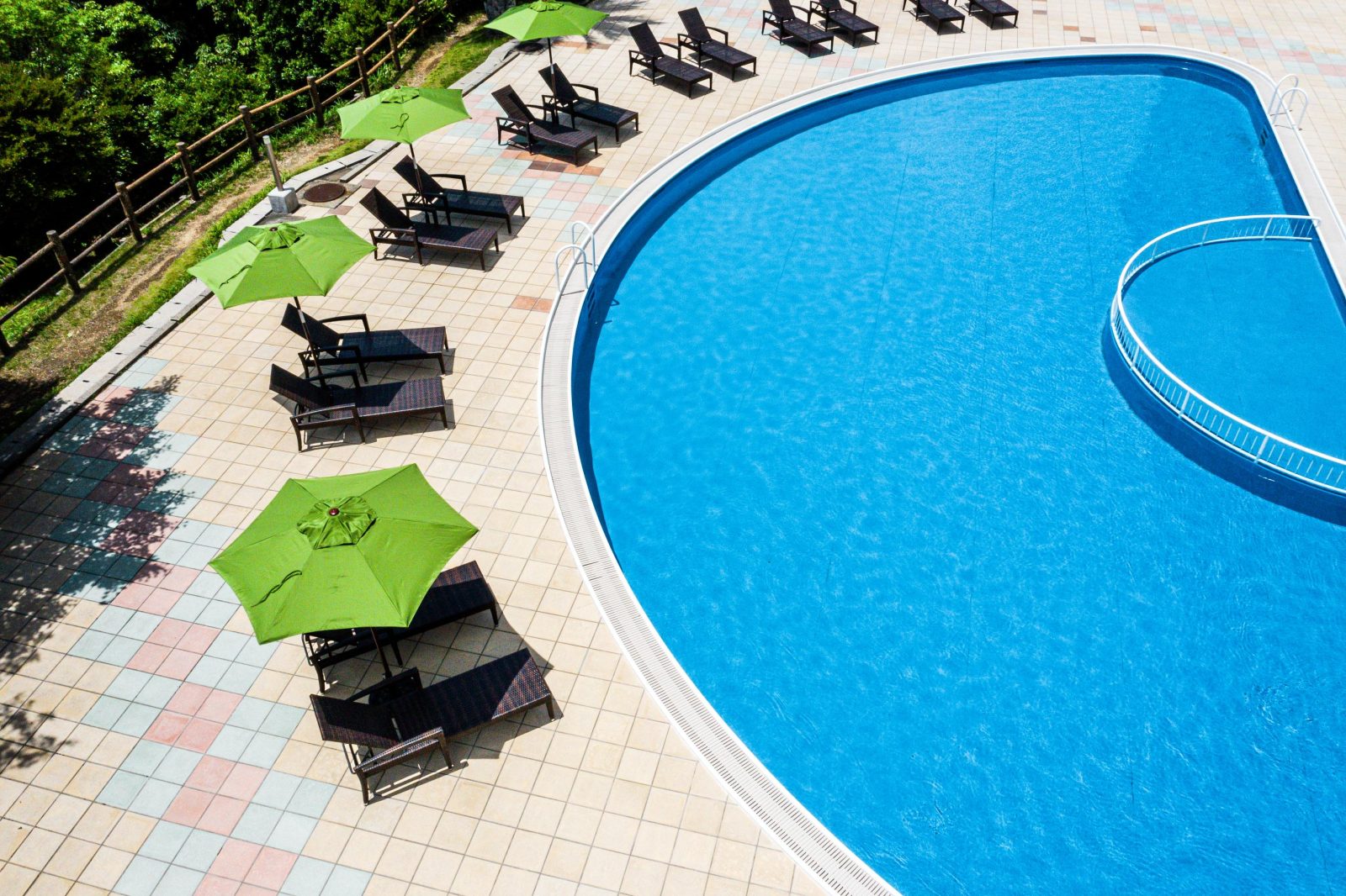 Summer Vacation Outdoor Pool Free (7/18-9/23) <All-inclusive>