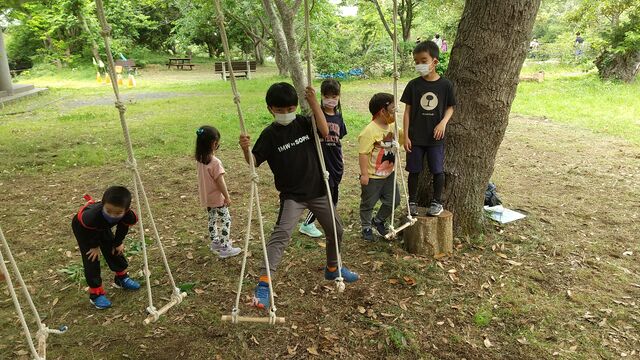 子供たちみんなで楽しめる自然と身体を使った忍者アクティビティ